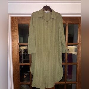 EUC‎ Sweet Rain Size Medium Textured Olive Green Button-Up Midi Long Shirt Dress